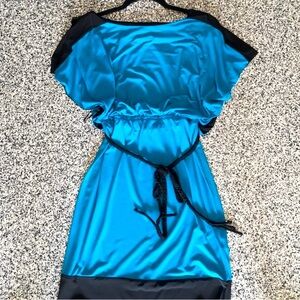 Sangria ✦ Two-tone Open Sleeve Dress (size 6)